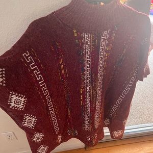 NWT artisan Poncho 🍁 🍒 tones